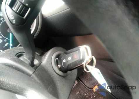 2021 Ford Escape S z USA, uszkodzony, nr VIN 1FMCU0F69MUA76761